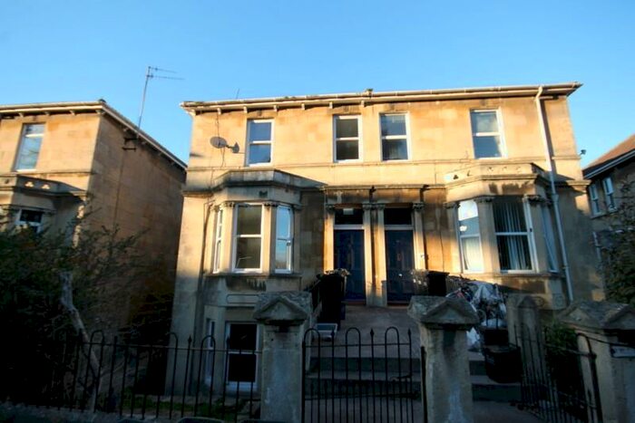 7 Bedroom House To Rent In Lower Oldfield Park, BA2