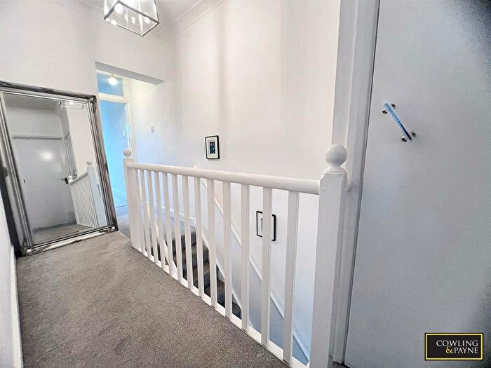 3 Bedroom End Of Terrace House For Sale In Station Avenue, Wickford, SS11