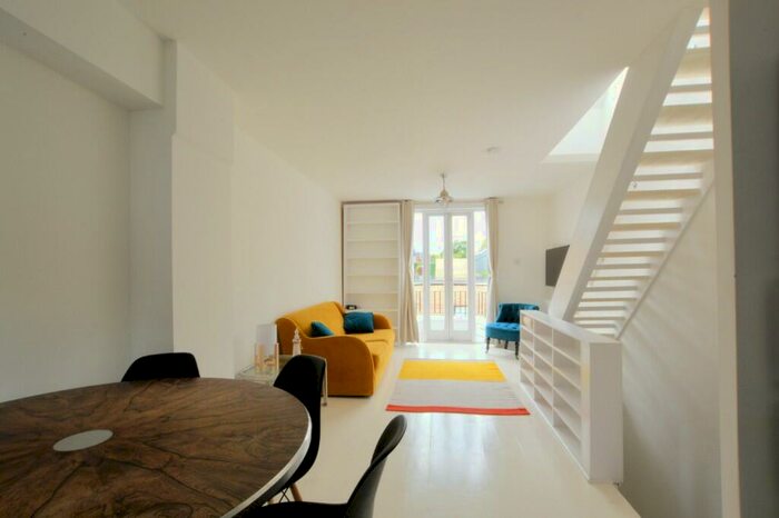 3 Bedroom Terraced House To Rent In York Rise, Dartmouth Park, London, NW5