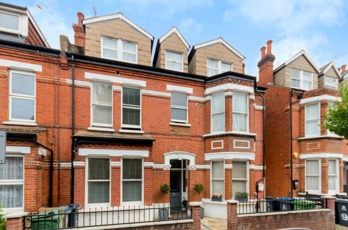 1 Bedroom Flat To Rent In Brunswick Road, North Kingston, Kingston Upon Thames, KT2