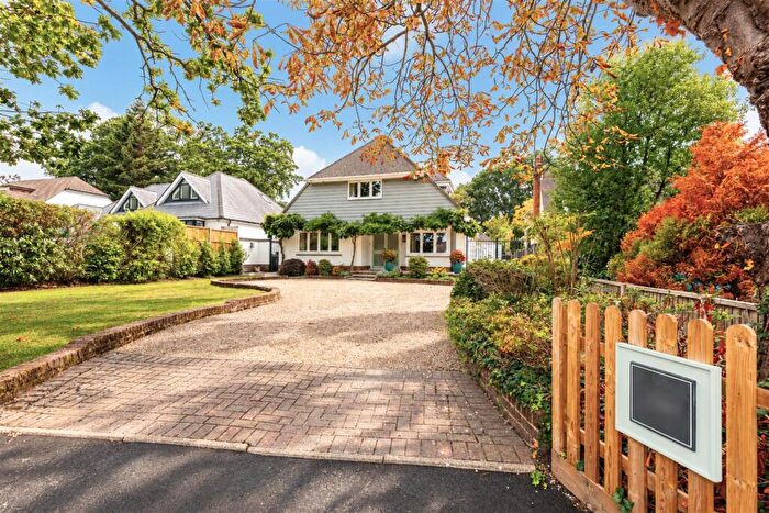 4 Bedroom House For Sale In Chine Walk, West Parley, Ferndown, BH22