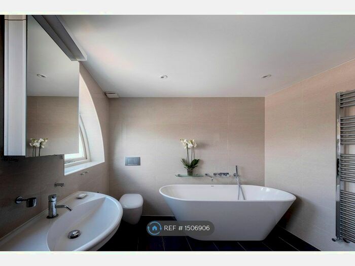 1 Bedroom Flat To Rent In Grove Park, London, SE5