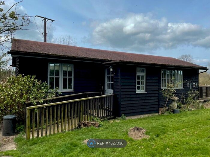 Studio To Rent In Nowhurst Lane, Broadbridge Heath, Horsham, RH12