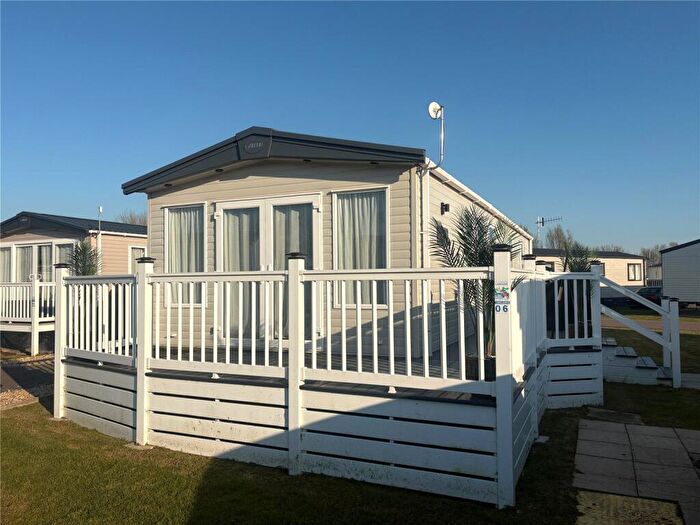 2 Bedroom Mobile Home For Sale In Vinnetrow Road, Runcton, Chichester, West Sussex, PO20