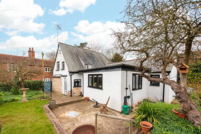 2 Bedroom Detached House To Rent In Church Lane, Chearsley, Aylesbury, Buckinghamshire, HP18