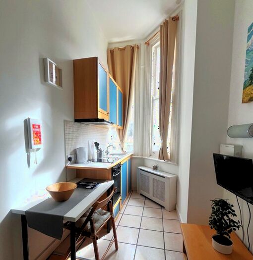 Studio To Rent In Penywern Road, Earls Court, London, SW5