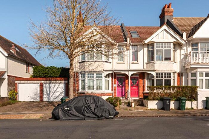 5 Bedroom House For Sale In Lyndhurst Road, Hove, BN3