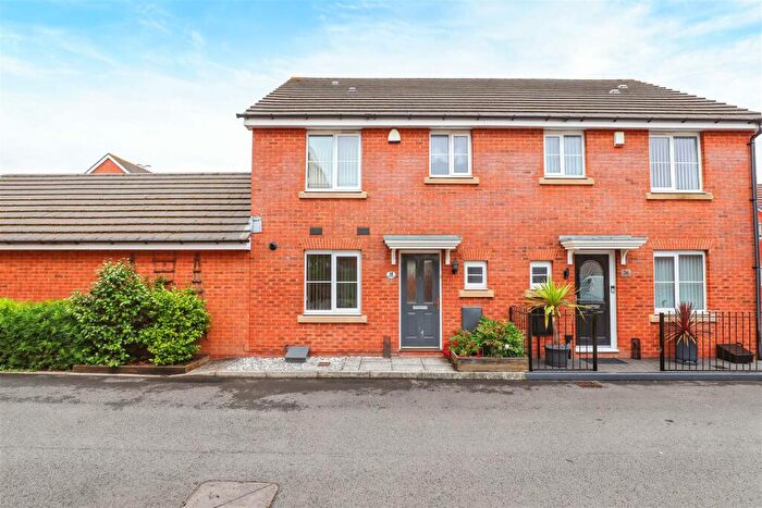 3 Bedroom Semi-Detached House To Rent In Ffordd Nowell, Penylan, Cardiff, CF23