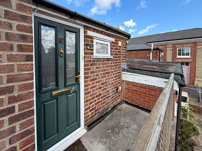2 Bedroom Flat For Sale In High Street, Stalham, NR12