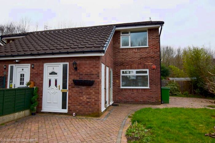 2 Bedroom Maisonette To Rent In Tulip Close, Sale, M33
