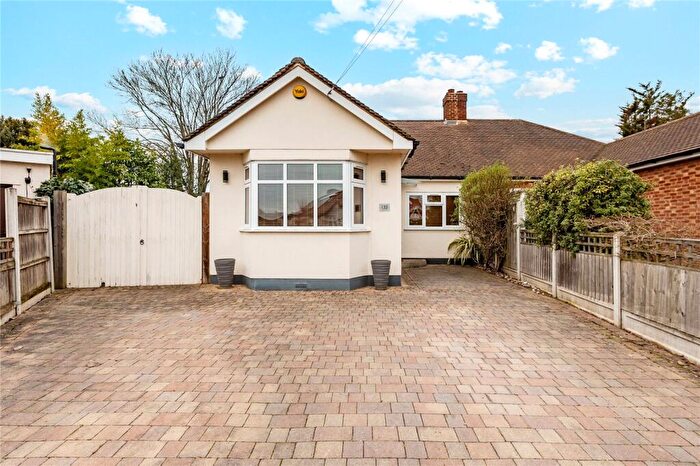 4 Bedroom Bungalow For Sale In Alma Avenue, Hornchurch, RM12