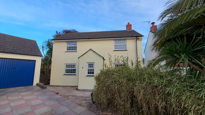 3 Bedroom Detached House To Rent In St. Petry, Goldsithney, Penzance TR20