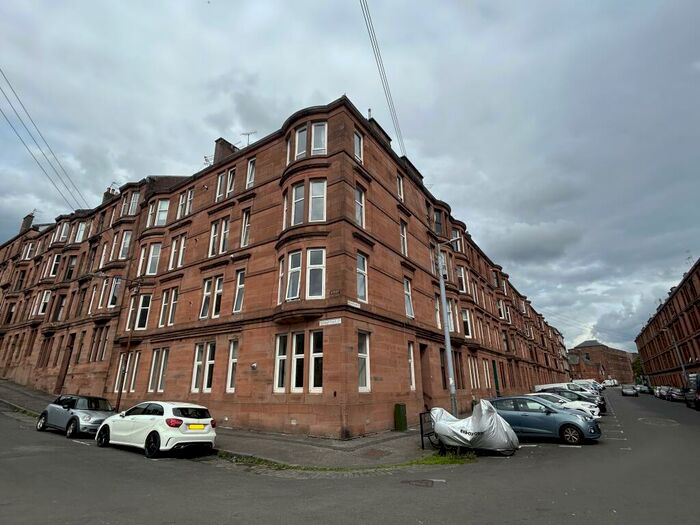 1 Bedroom Flat To Rent In Chancellor Street, Patrick, G11