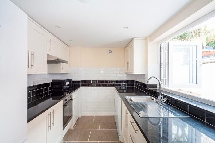 2 Bedroom Terraced House To Rent In Hungerford Road, Bath, BA1