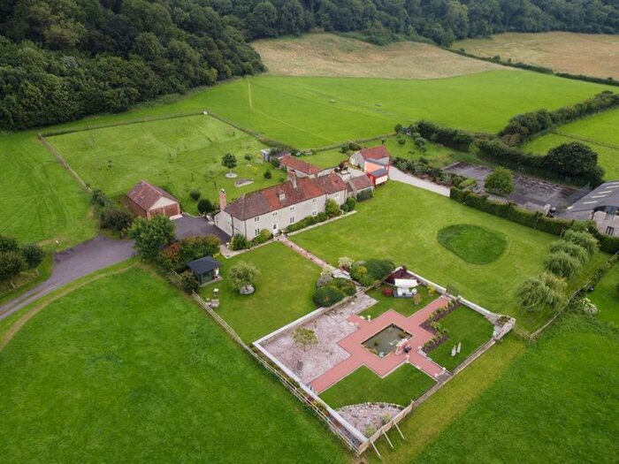 5 Bedroom Detached House For Sale In Park, Pitney, Somerton, TA10