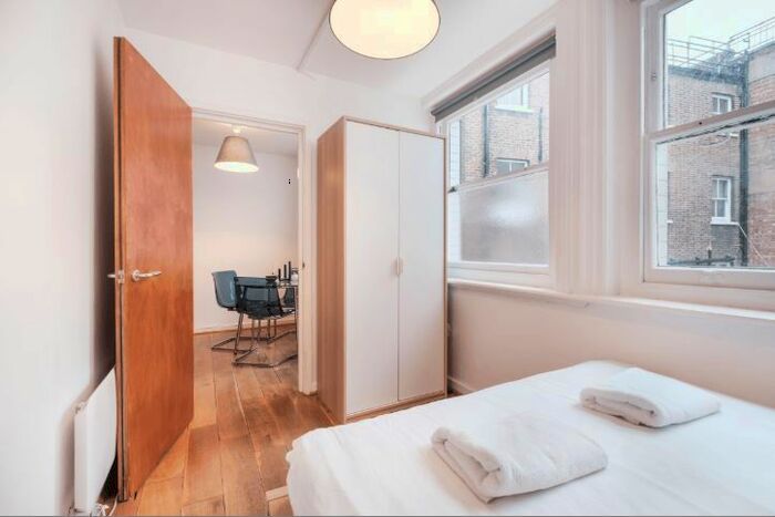 1 Bedroom Flat To Rent In Oxford Street, W1D