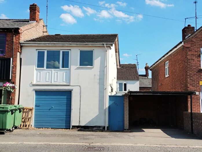 2 Bedroom End Of Terrace House To Rent In Swan Street, Spalding, PE11