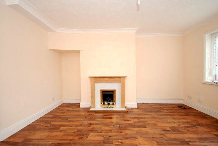 3 Bedroom Terraced House To Rent In Galway Drive, Bircotes, Doncaster, DN11