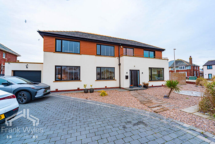 4 Bedroom Detached House For Sale In Clifton Drive, Blackpool, Lancashire, FY4