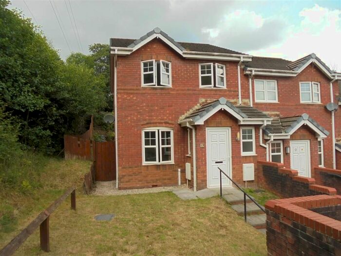 3 Bedroom End Of Terrace House To Rent In The Fairways, Aberdare, Rhondda Cynon Taff, CF44