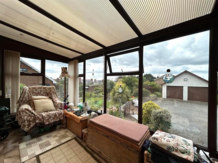 2 Bedroom Detached Bungalow For Sale In Heol Maelor, Coedpoeth, Wrexham, LL11
