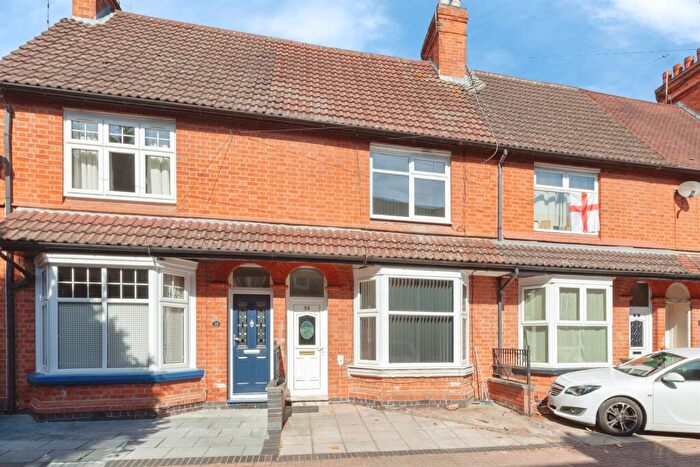 3 Bedroom Town House For Sale In Merton Avenue, Leicester, LE3