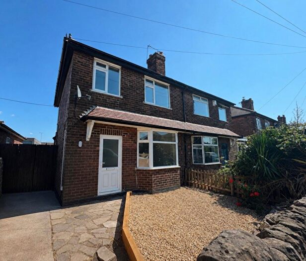 3 Bedroom House To Rent In Princess Avenue, Beeston, NG9