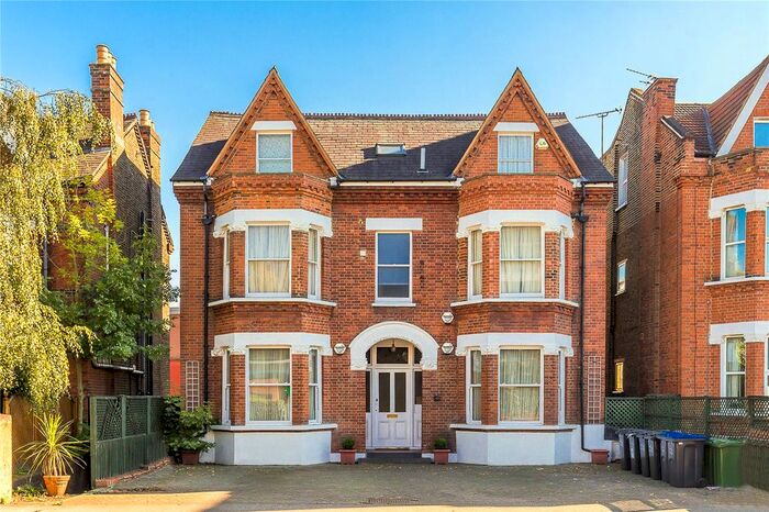 2 Bedroom Flat To Rent In Worple Road, Wimbledon, SW19