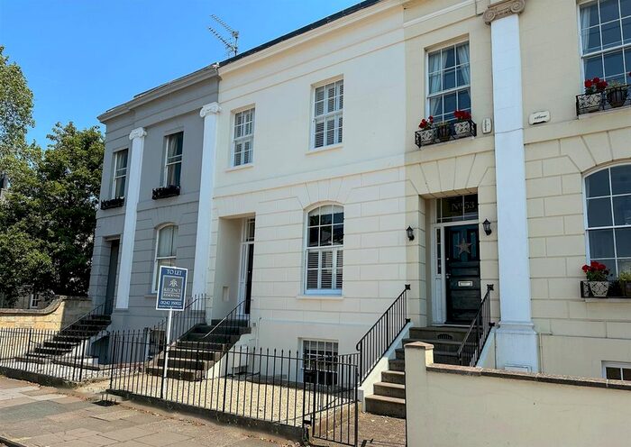 5 Bedroom Property To Rent In Portland Street, Cheltenham, GL52