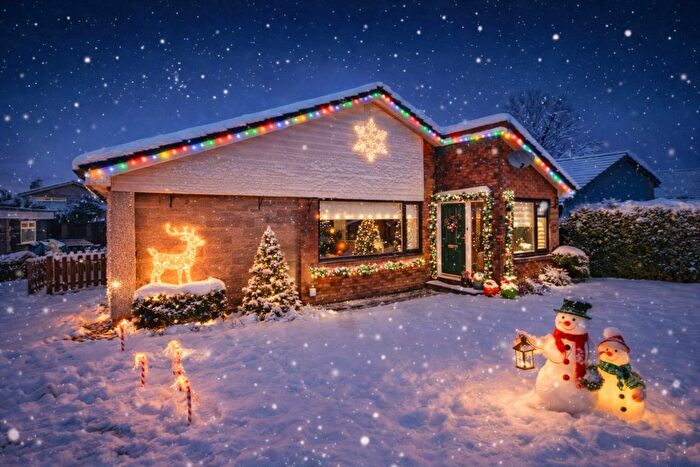 3 Bedroom Detached House For Sale In Lomond Crescent, Beith, KA15