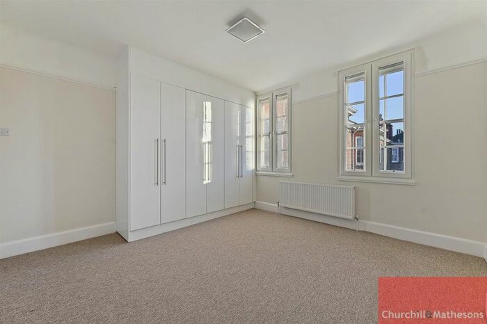 2 Bedroom Flat To Rent In Bromyard Avenue, Acton, W3