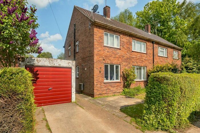 3 Bedroom Semi-Detached House For Sale In Covert Mead, Handcross, RH17