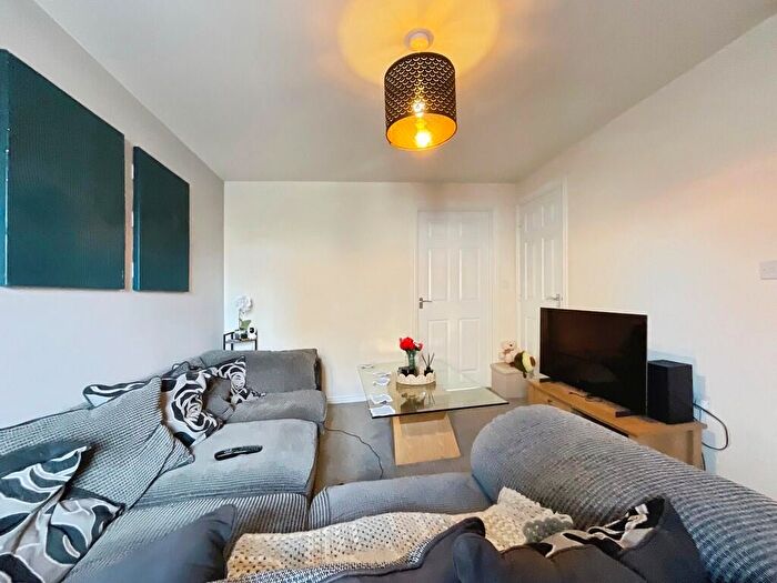 2 Bedroom Semi Detached House To Rent In Crucible Close, North Hykeham, Lincoln, LN6