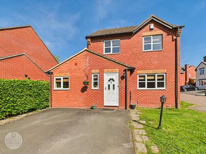 3 Bedroom Detached House For Sale In Frome Park, Hereford, HR1