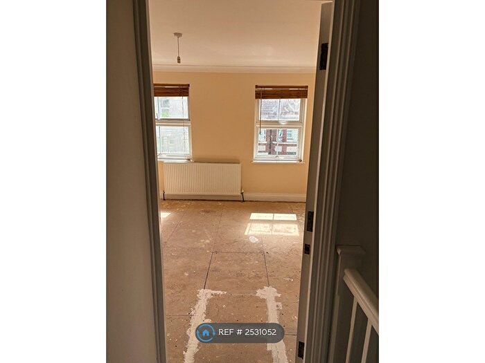 3 Bedroom Terraced House To Rent In Manor Road, Hastings, TN34