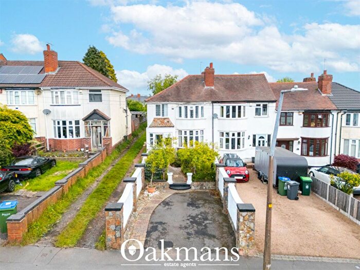 3 Bedroom Semi-Detached House For Sale In Highbury Avenue, Rowley Regis, West Midlands, B65