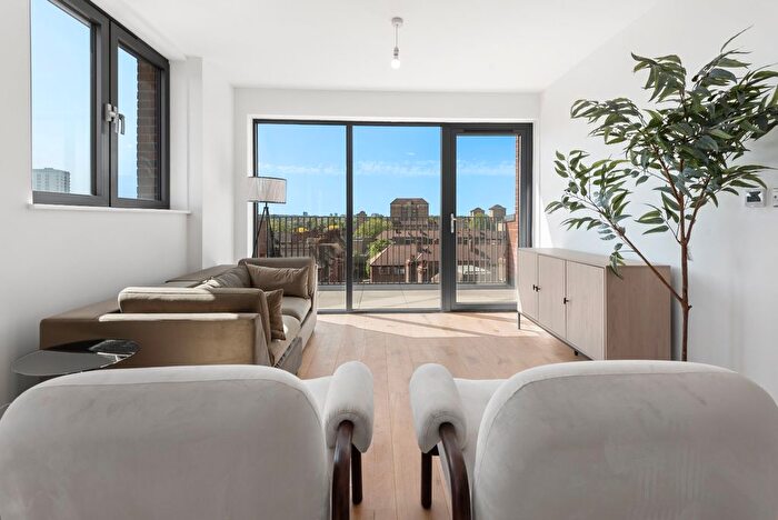 2 Bedroom Flat To Rent In The Wilcox, Wilcox Road, SW8
