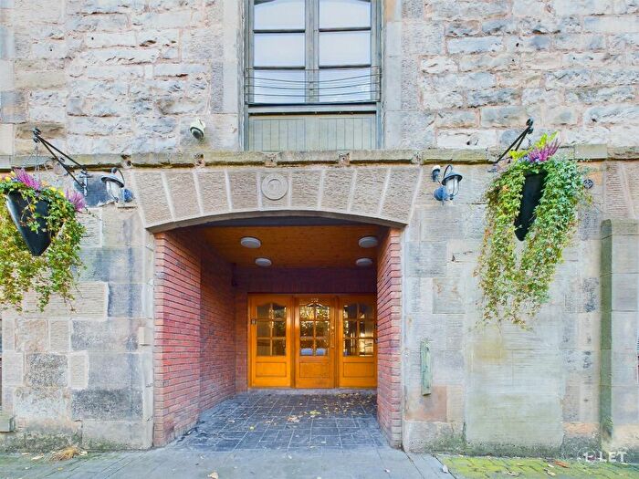 2 Bedroom Flat To Rent In Commercial Street, Leith, Edinburgh, EH6