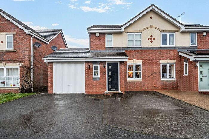 2 Bedroom Semi Detached House For Sale In Willow Bank, Wyre Piddle, WR10