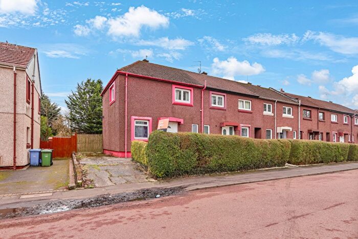 3 Bedroom End Terrace House For Sale In Castlebay Street, Glasgow, G22