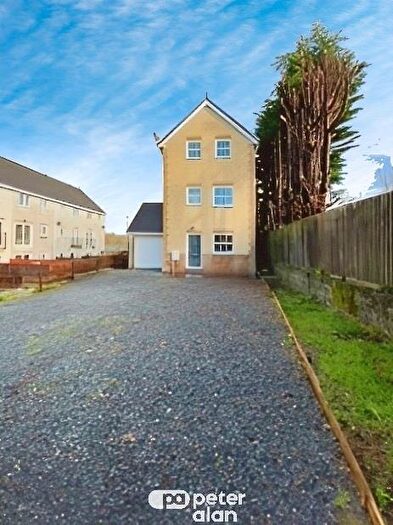 4 Bedroom House To Rent In Seion Place, SA10