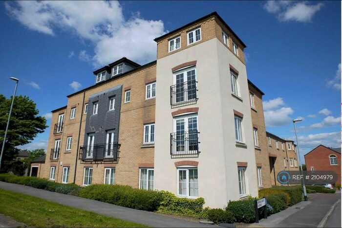 2 Bedroom Flat To Rent In Broadlands Place, Pudsey, LS28
