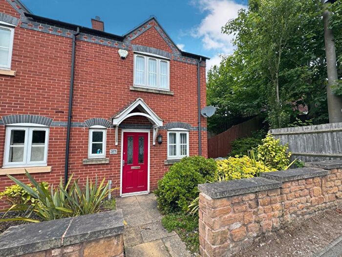 2 Bedroom Semi-Detached House To Rent In Hucknall Road, Sherwood, Nottingham, NG5