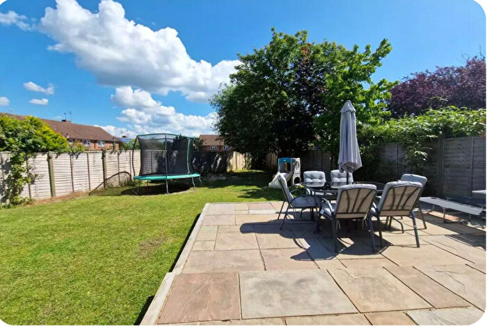 2 Bedroom End Of Terrace House For Sale In Wellow Close, Bedhampton, PO9