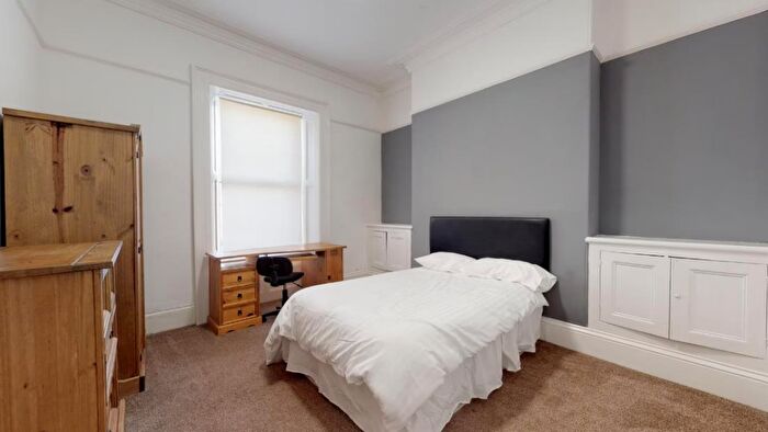 5 Bedroom House To Rent In Hill Park Crescent, Plymouth, PL4