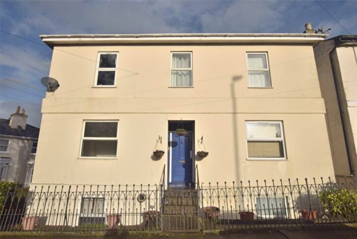 Apartment To Rent In St. Georges Road, Cheltenham, Gloucestershire, GL50