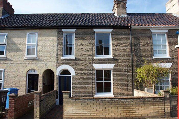 3 Bedroom Terraced House To Rent In Newmarket Street, Norwich, NR2