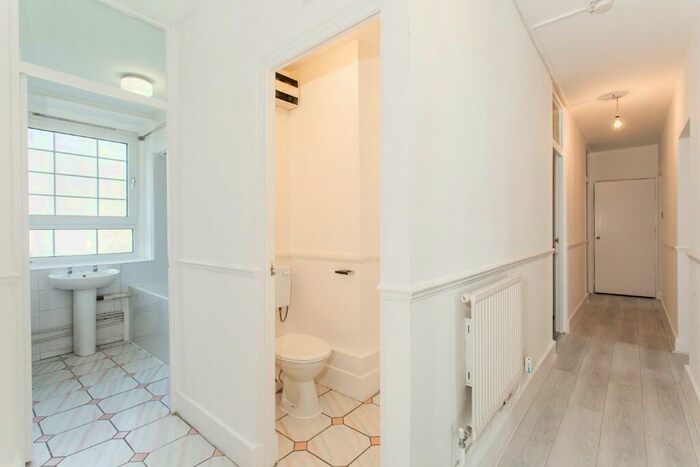 4 Bedroom Flat To Rent In Globe Road, London, E2