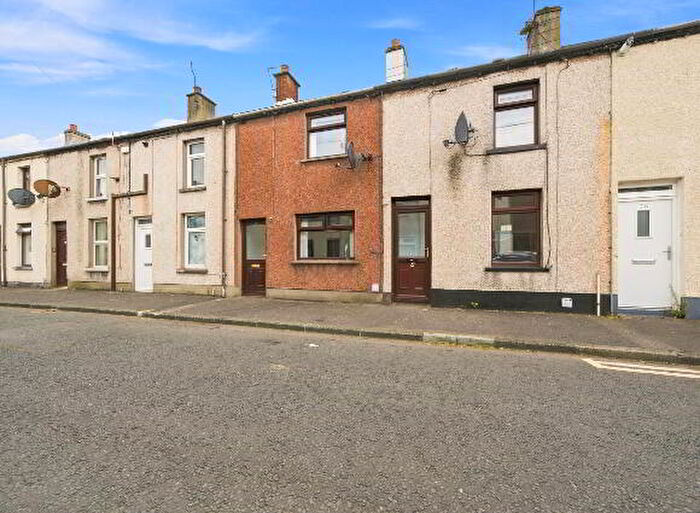 3 Bedroom Mid TownHouse For Sale In Portland Street, Larne, BT40