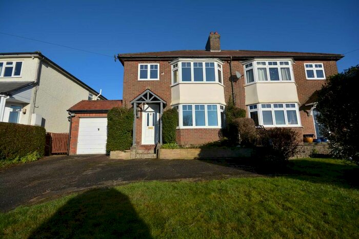 4 Bedroom Semi-Detached House To Rent In Chequers Hill, Amersham HP7